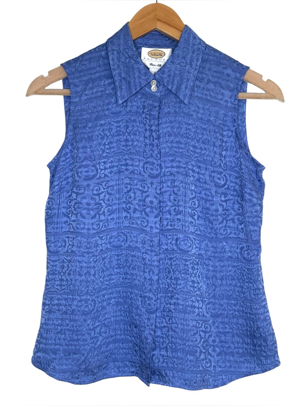 Talbots button down top Pure Silk periwinkle embossed periwinkle blouse size 2